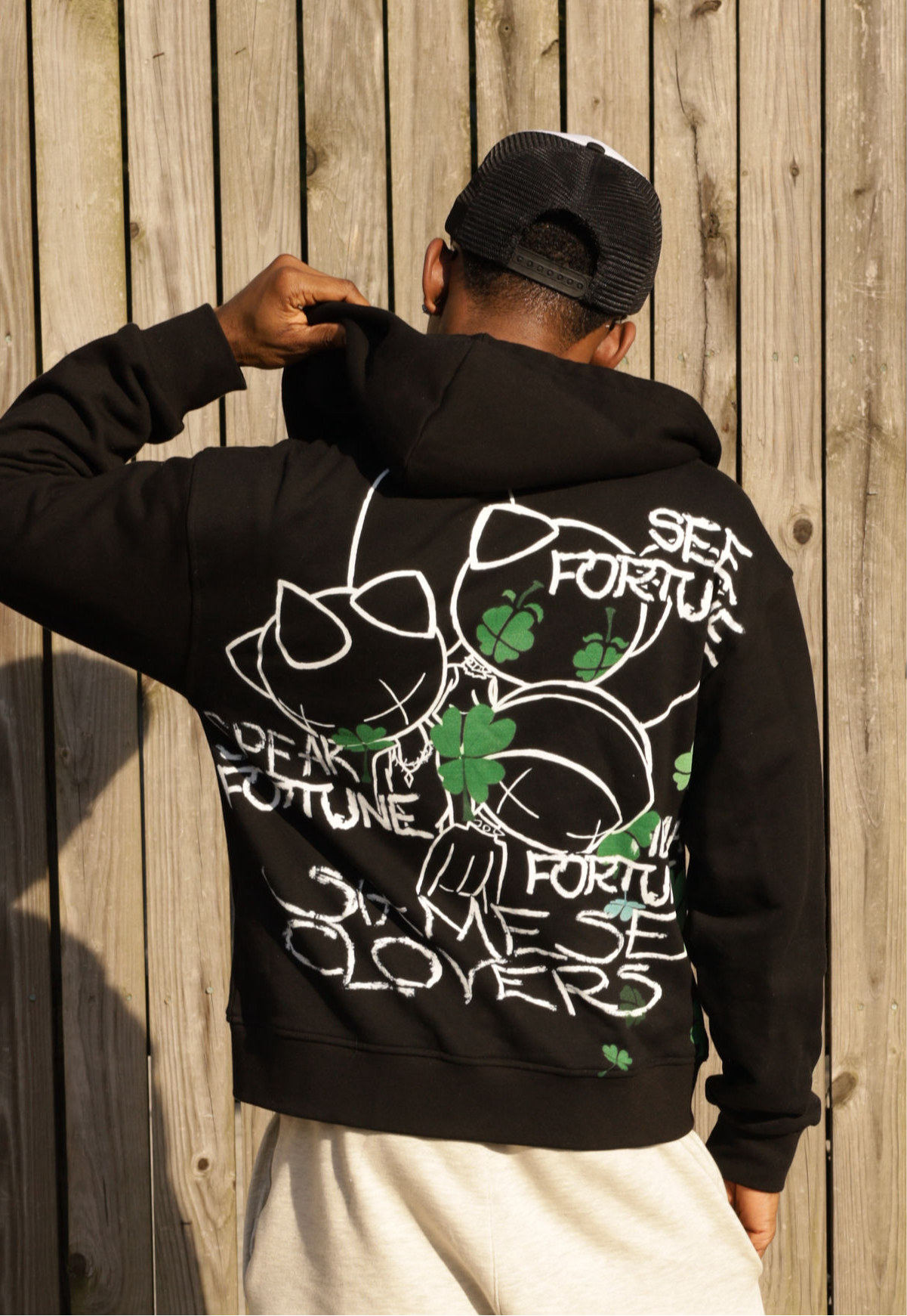 THREE WISE CLOVERS ZIP-UP HOODIE